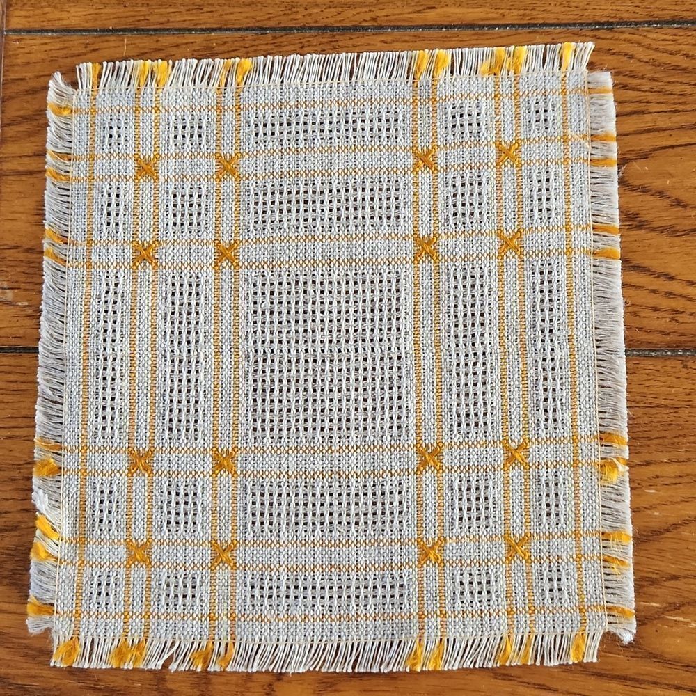 Lithuanian woven linen tablerunner and placemats new without tags